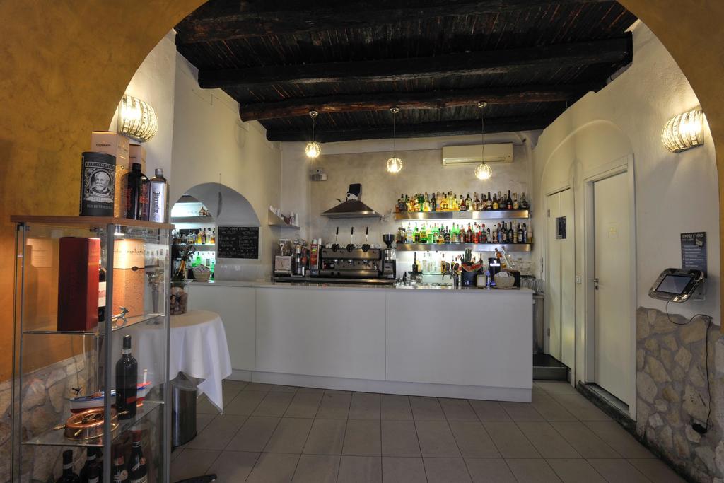 Albergo Del Centro Storico Salerno Exterior photo