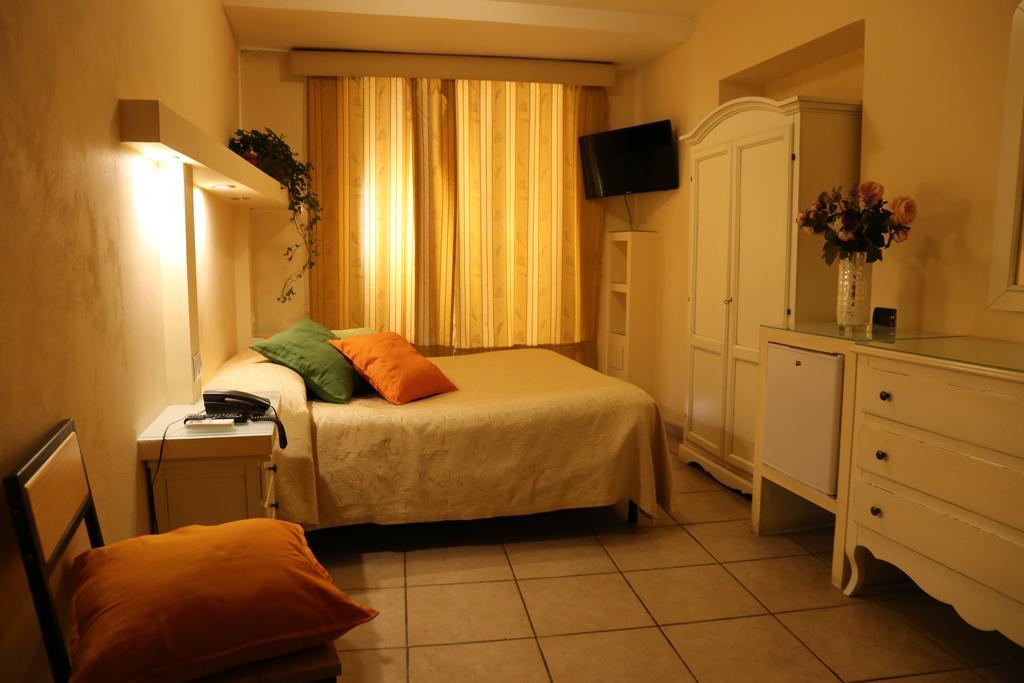 Albergo Del Centro Storico Salerno Exterior photo