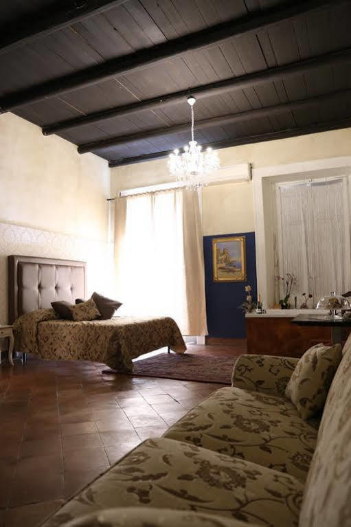 Albergo Del Centro Storico Salerno Exterior photo